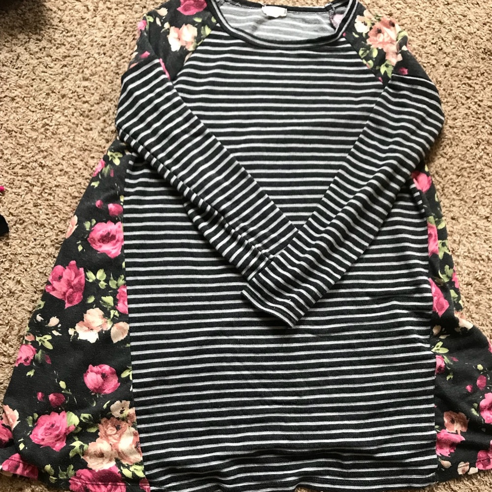 Loveapella striped/floral tunic